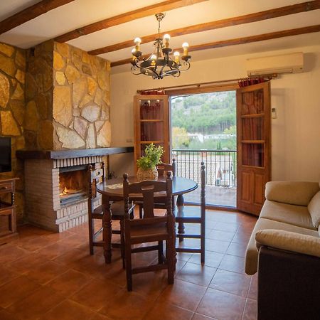 Apartamentos Los Olivos Alcala del Jucar Esterno foto