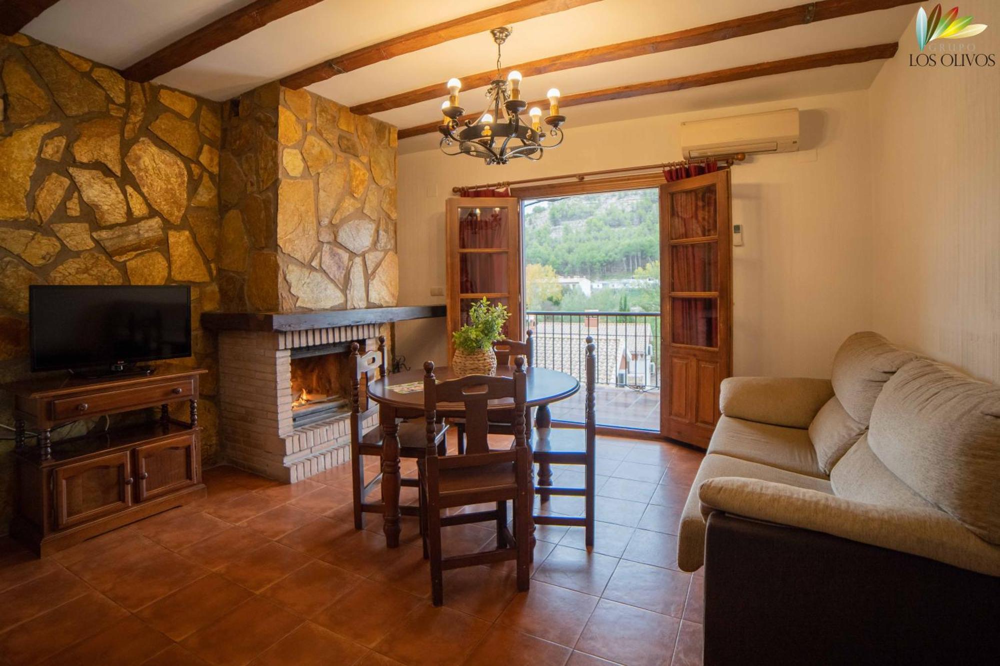 Apartamentos Los Olivos Alcala del Jucar Esterno foto