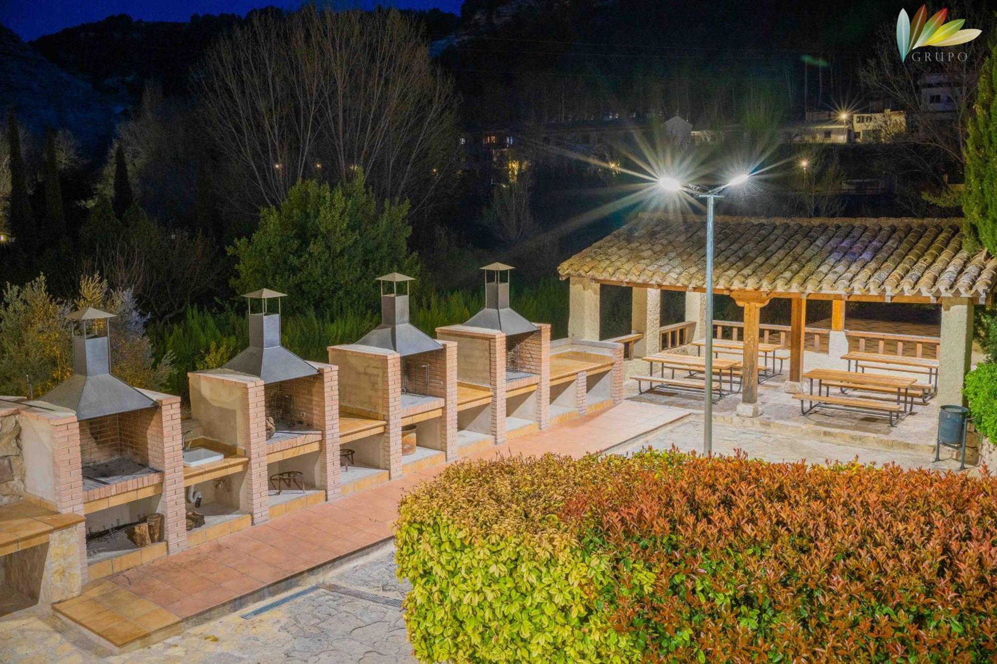 Apartamentos Los Olivos Alcala del Jucar Esterno foto